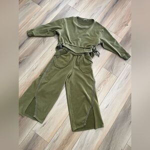 Free People fleece 2-piece